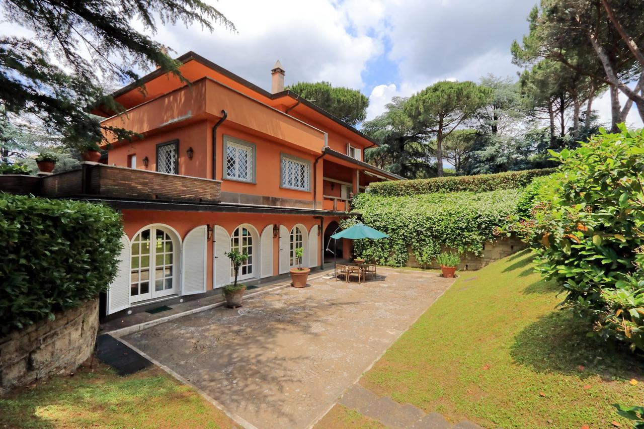 Via Pierre Villa Ciampino Exteriör bild